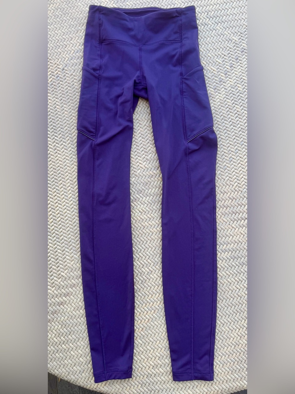Lululemon Plum Leggings w/ Side Pockets - Size 2
